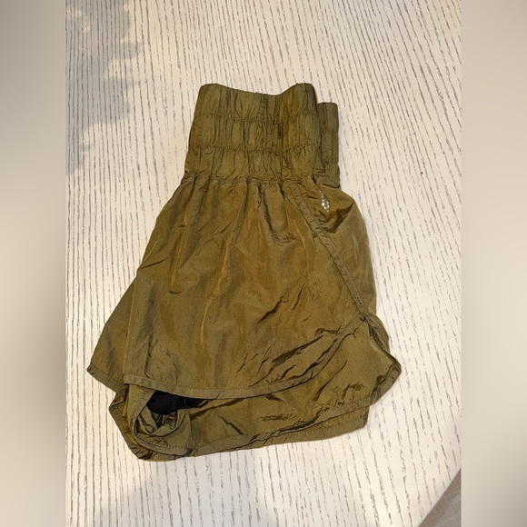 FP MOVEMENT | THE WAY HOME SHORT ARMY - Picture 2 of 6